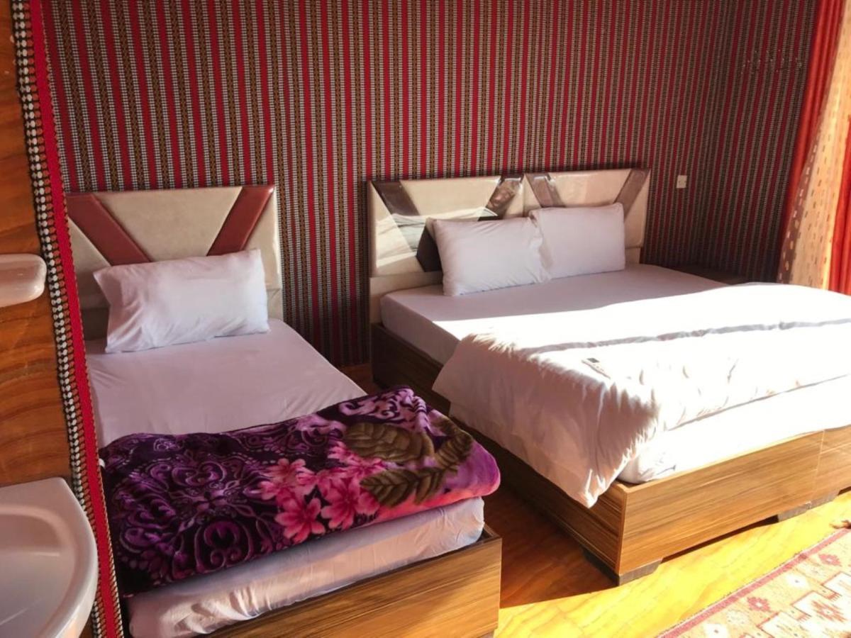 Flower Life Camp Wadi Rum Buitenkant foto