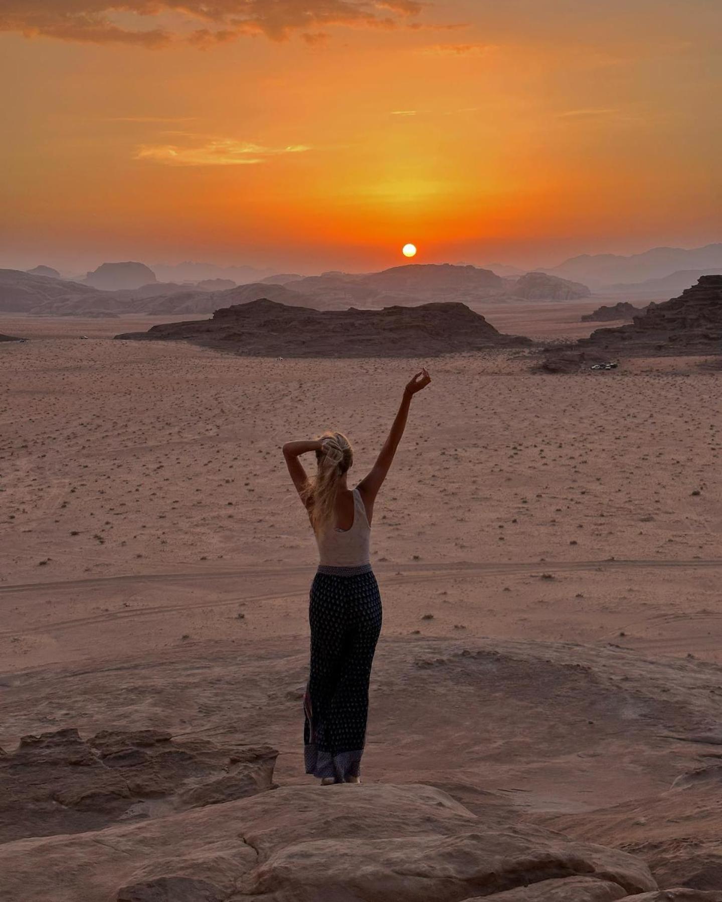 Flower Life Camp Wadi Rum Buitenkant foto